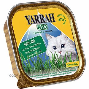 Yarrah Chicken Chunks 6 x 100 g